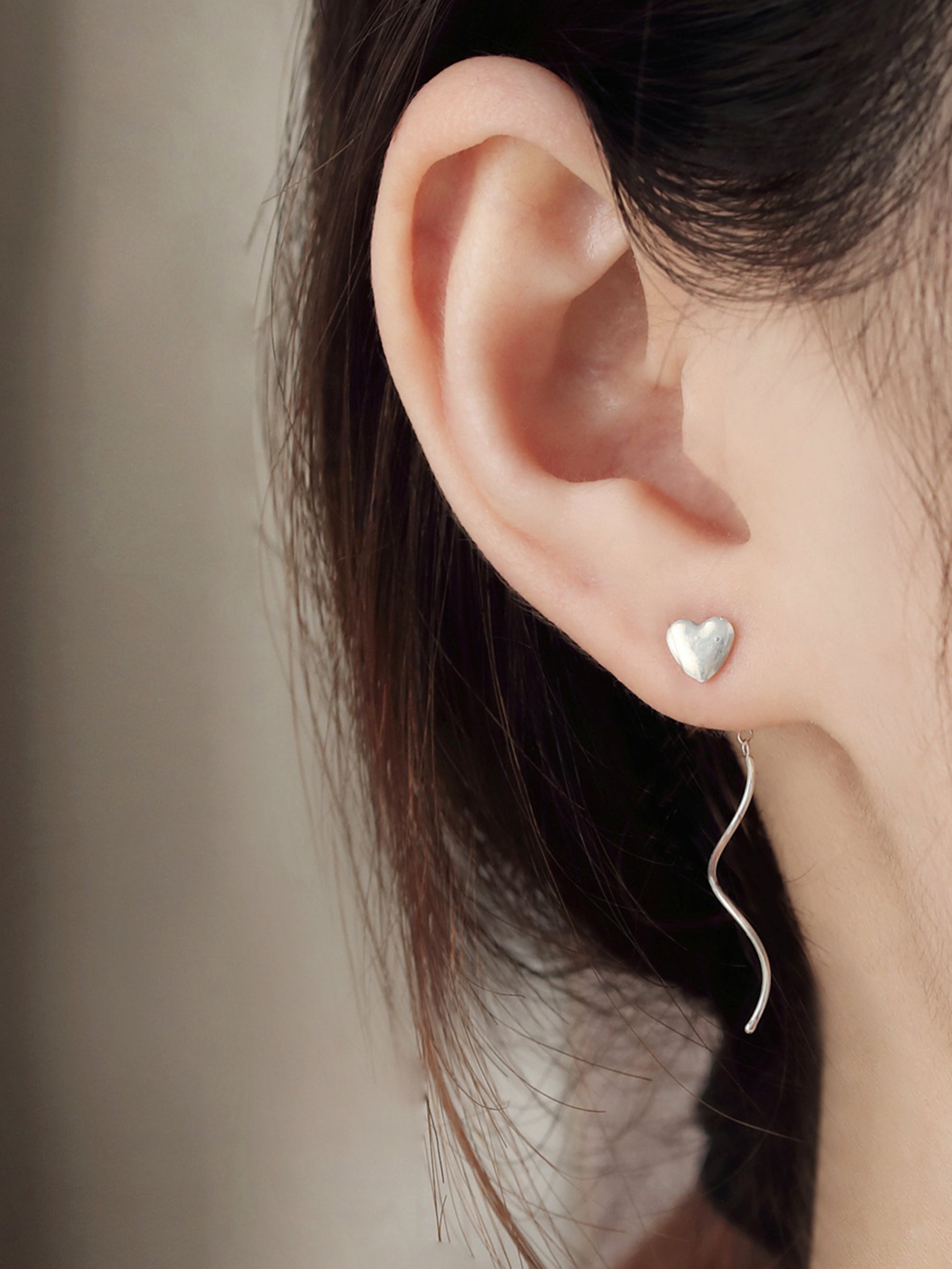 One Earring // Six Ways : How to Style Our Ear Threaders – Midsummer Star
